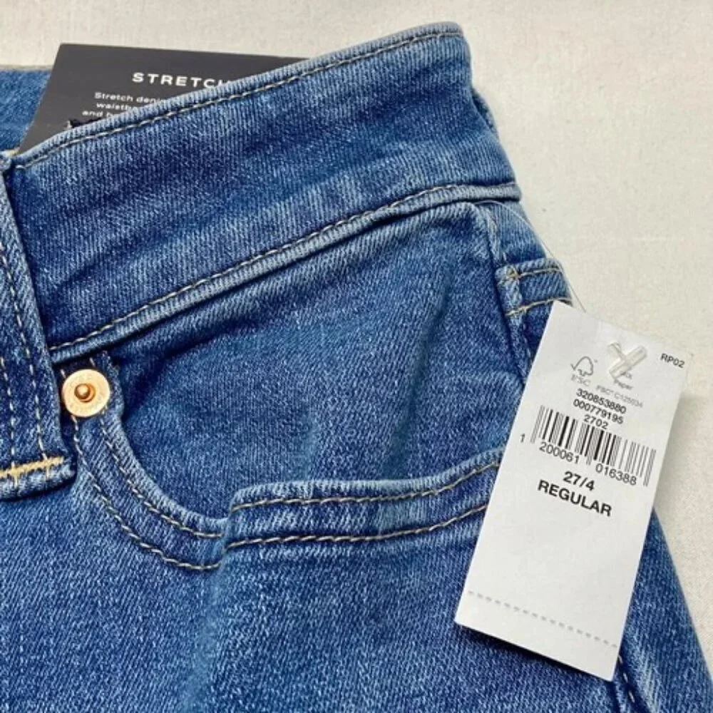 Gap Denim Jeans Women's 27/4 Classic Straight‎ Medium Wash Stretch Mid Rise NWT